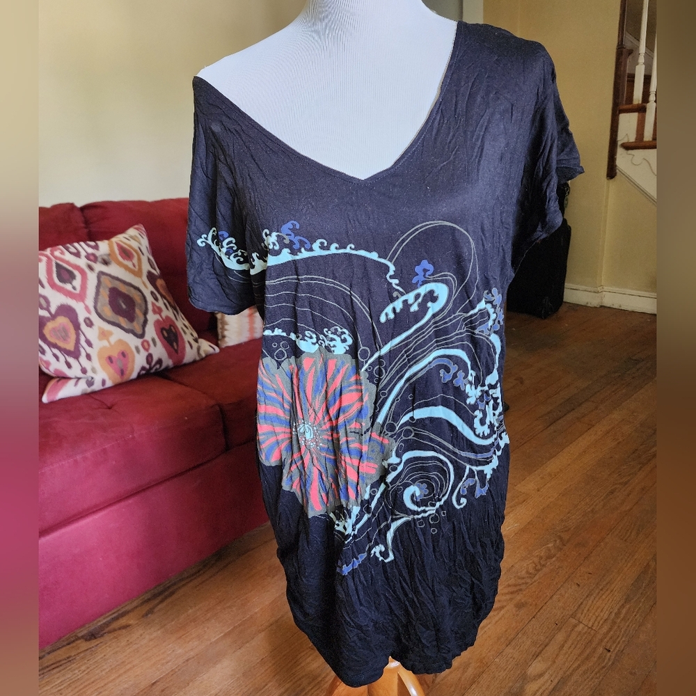 Flounce Brand Graphic Tunic Tee